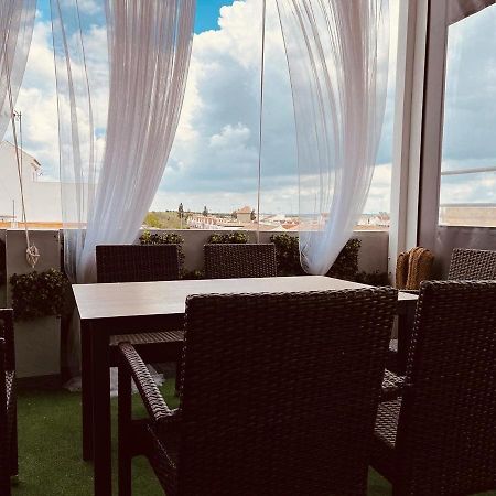 Novo Apartahotel & Restaurante ラス・カベサス・デ・サン・ファン エクステリア 写真